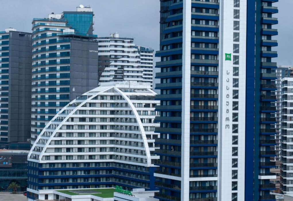 Отель "Ibis Styles Batumi" |