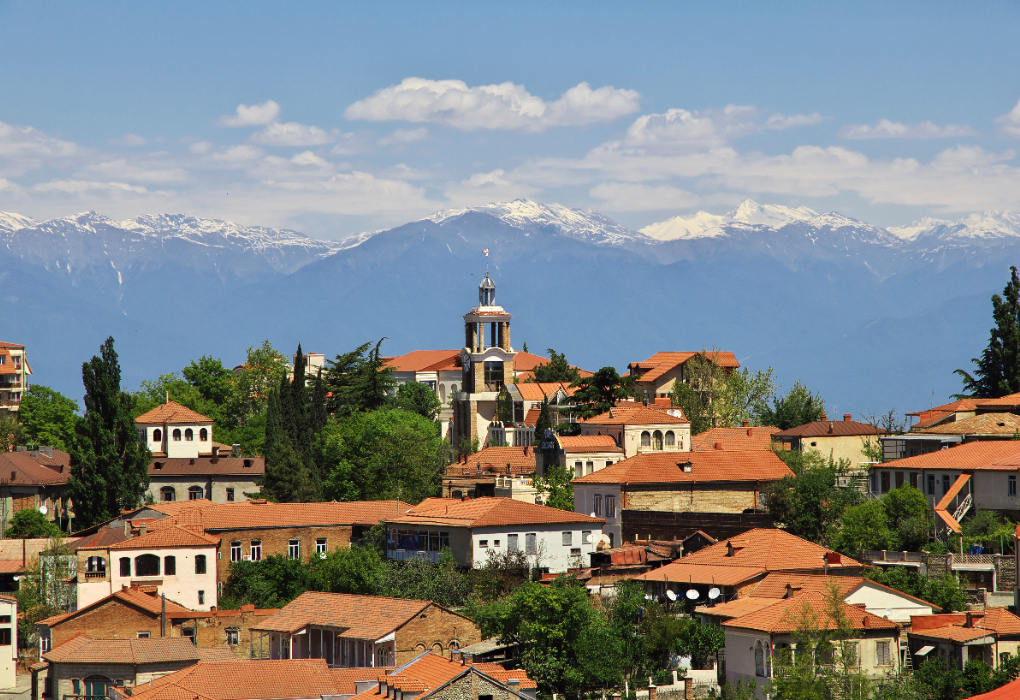 "Грузинские каникулы - летние маршруты за вдохновением", тур на 12 дней с прибытием в Батуми и вылетом из Тбилиси, экскурсии + отдых на море |